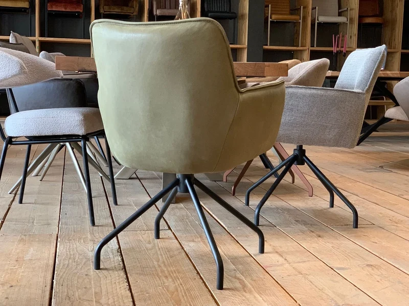 Drehbarer Esstischstuhl Leder 26D