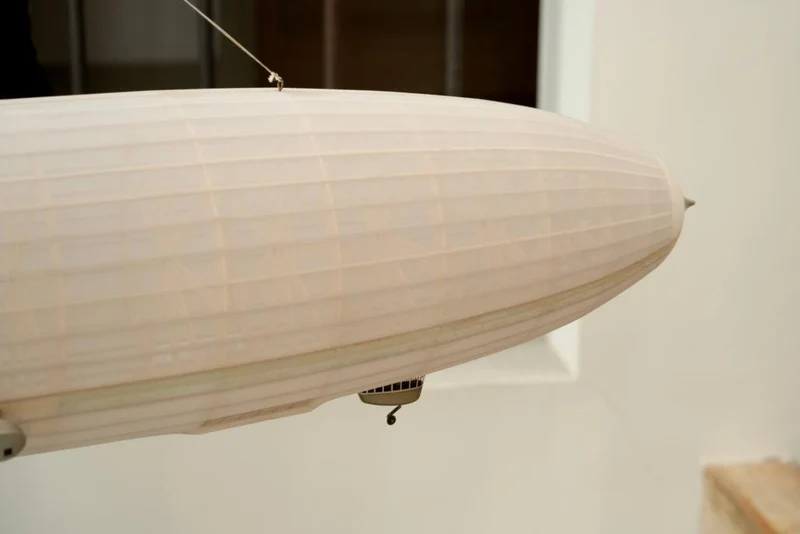 Authentic Models Großer Zeppelin Transparent