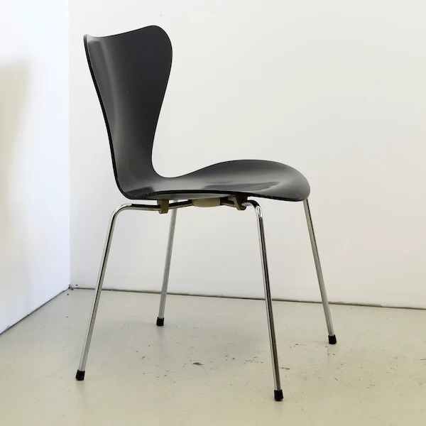 Stuhl 3107 - Arne Jacobsen für Fritz Hansen