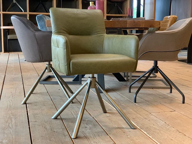 Drehbarer Büffelleder Stuhl 119DS