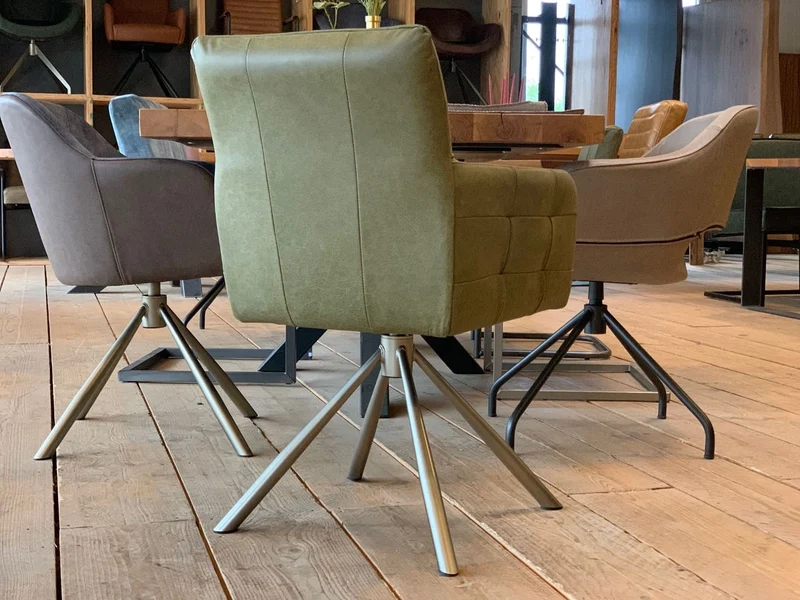 Drehbarer Büffelleder Stuhl 119DS