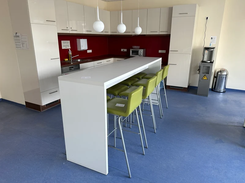 Steelcase Stehhocker Barhocker Leder Grün