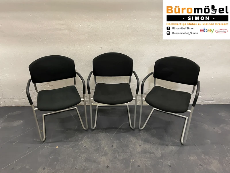 Konferenzstuhl Schwarz mit Armlehne