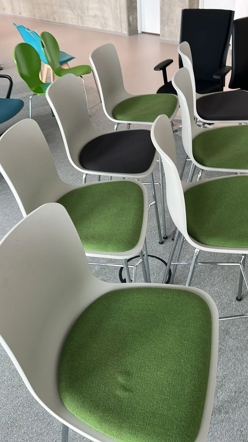 Vitra HAL Stool High Barhocker