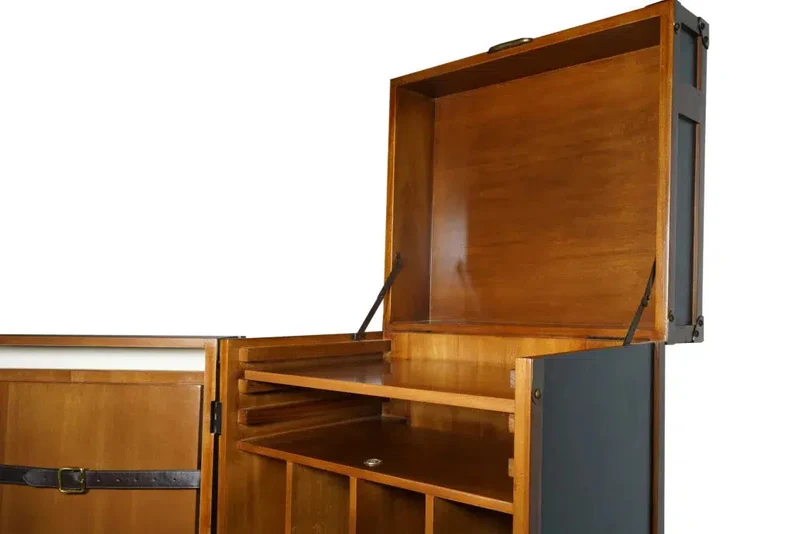 Authentic Models EXPLORER DESK TRUNK Schreibtisch Truhe Barschrank