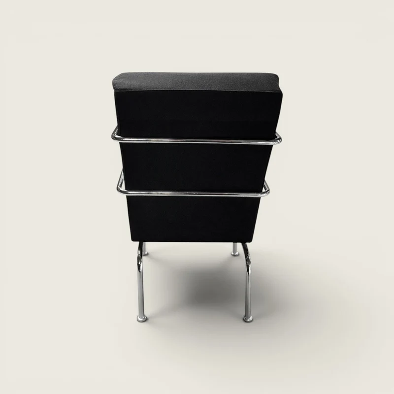 Lammhults: Lounge Chair In Black - Refurbished