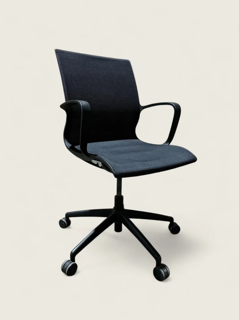 Boss: Kara KAR/1 Visitors Side Chair - Refurbished