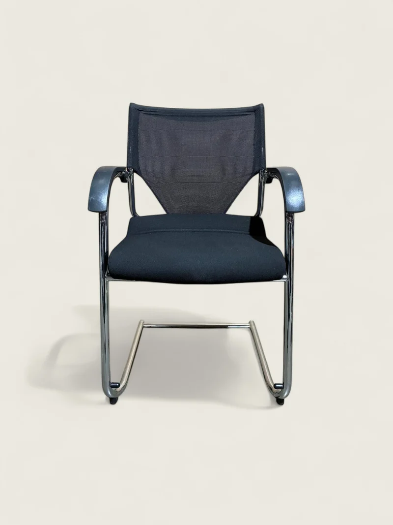 Wilkhahn: Visitors Side Chair - Refurbished