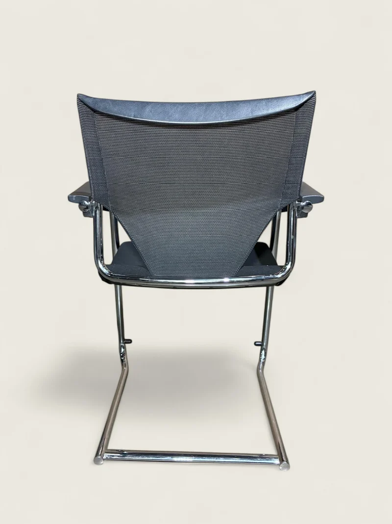Wilkhahn: Visitors Side Chair - Refurbished