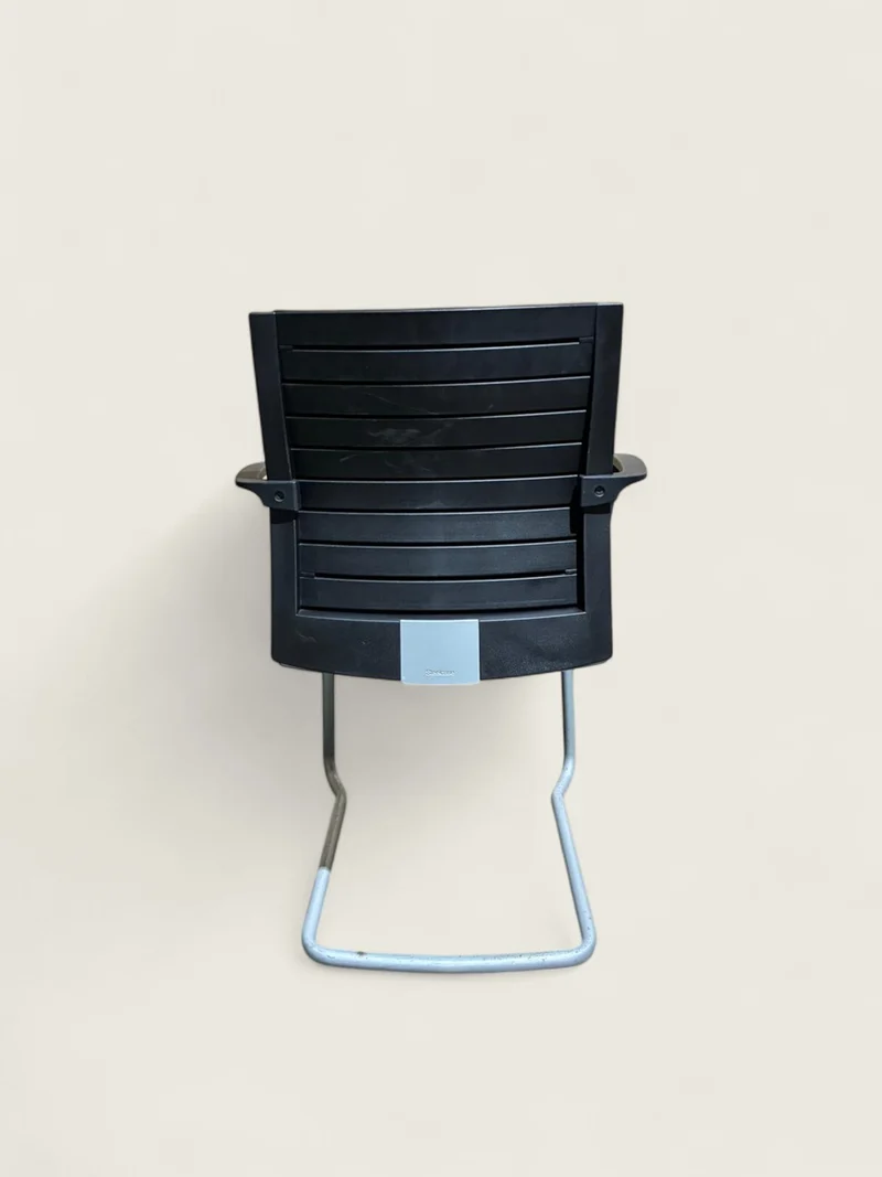 Steelcase: Visitors Side Arm Chair - Refurbished