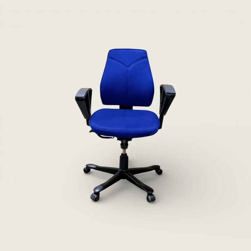 Kinnarps: Blue Task Chair - Refurbished