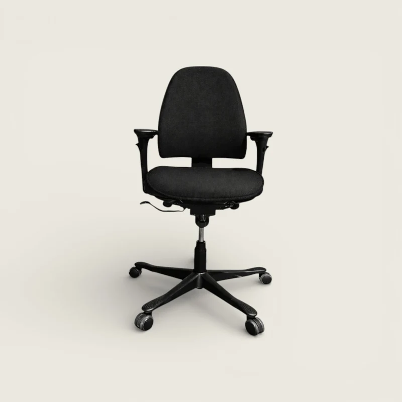 Kinnarps: Black Secretarial Chair - Refurbished