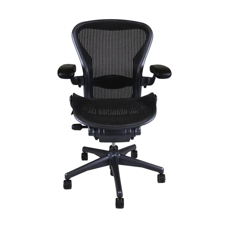 Herman Miller: Aeron - Size C - Height Adjustable Arm Back Tilt (Graphite) - Refurbished