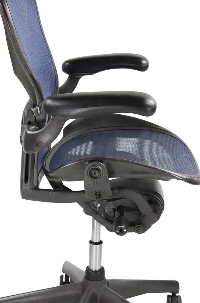 Herman Miller: Aeron Size A with Back Tilt Only in Dark Blue Mesh - Refurbished