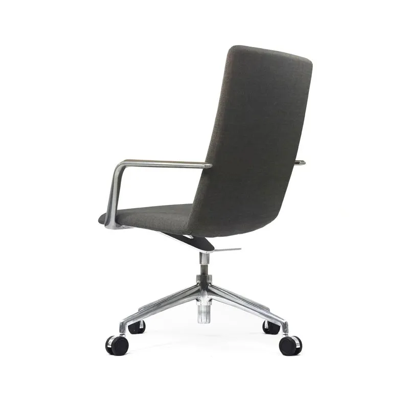 Brunner: Finasoft Medium Back Meeting Chair in Grey Leather - Refurbished