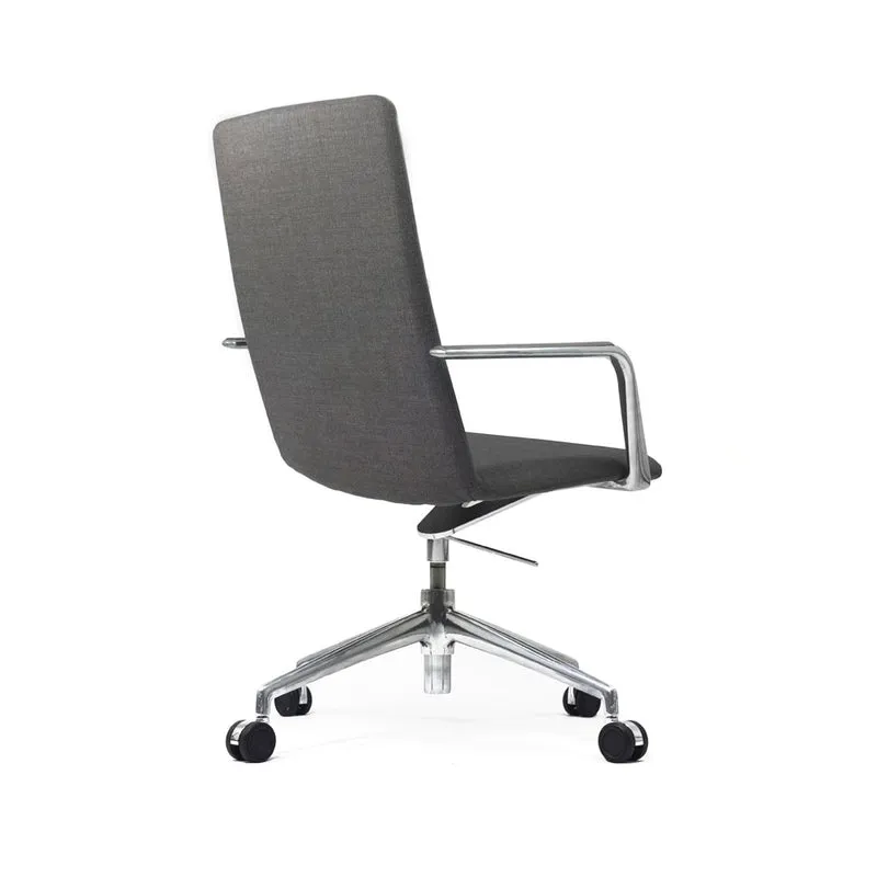 Brunner: Finasoft Medium Back Meeting Chair in Grey Leather - Refurbished