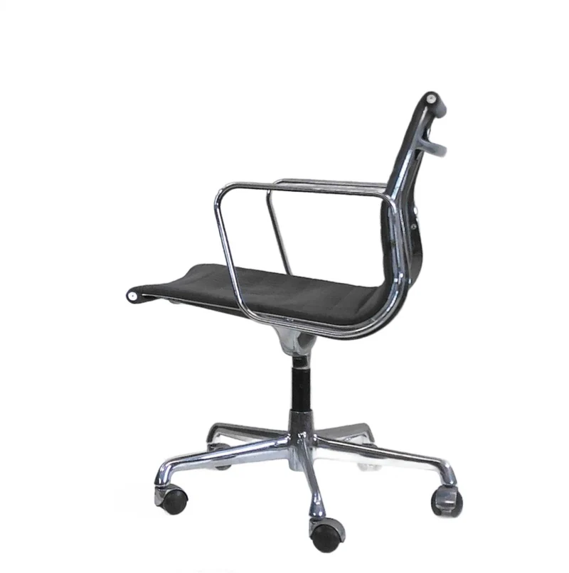 Vitra: Eames EA 108 Meeting Chair - Refurbished