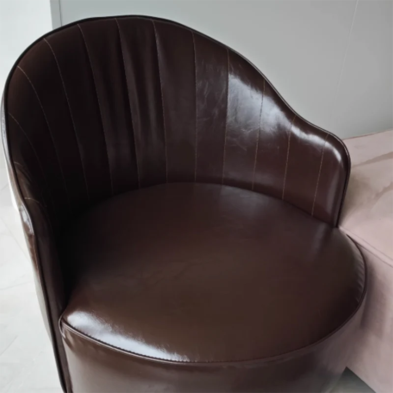 Traditional Vintage Faux Oil Wax Leather Carbon Steel Round Curved Accent Chair With Backrest For Living Room
