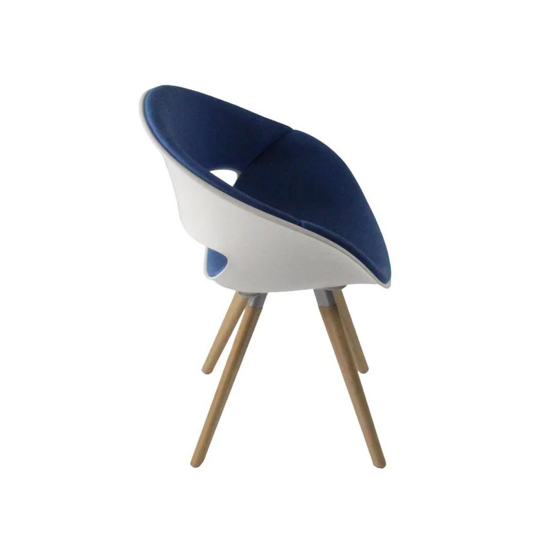 Kusch & Co: Volpino 8240 Armchair - Blue & White