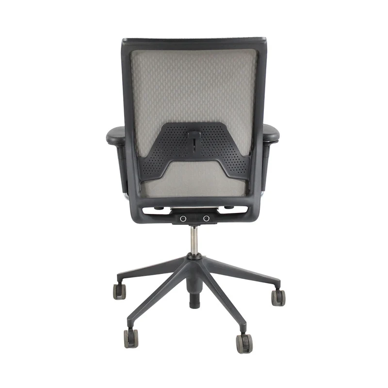 Vitra: ID Mesh Office Chair in Cream - Refurbished
