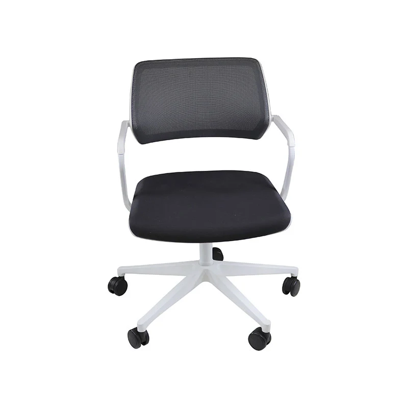 Steelcase: QiVi - Meeting Chair with Mesh Back in Grey Fabric - Refurbished