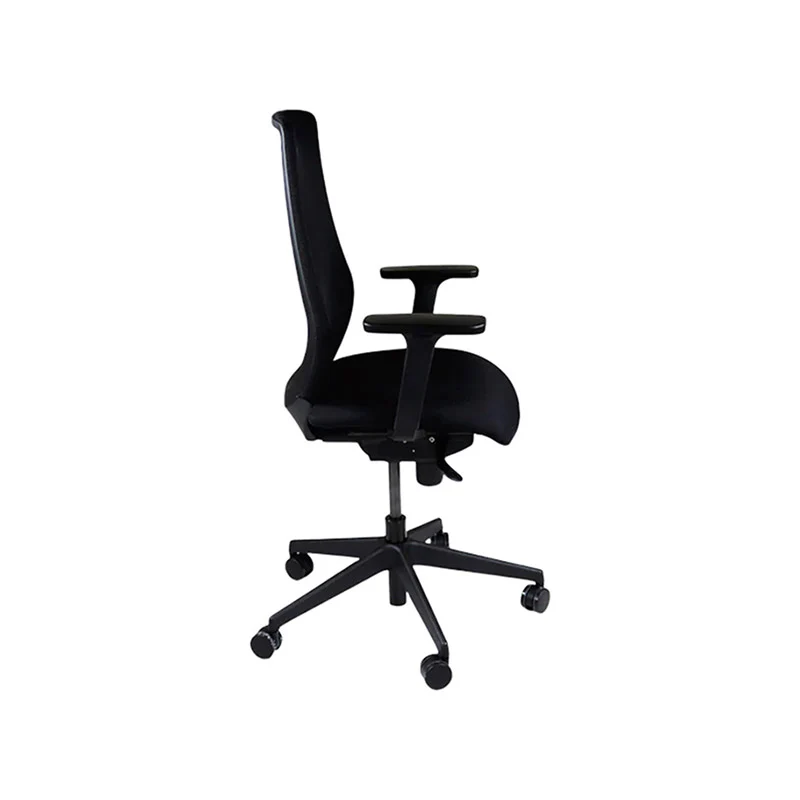 Saxen: Scudo Task Chair with Black Leather Seat without Headrest - Refurbished