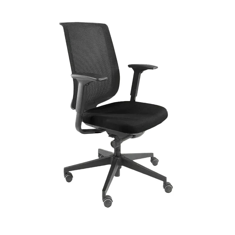 Steelcase: Reply Office Chair with Mesh Back in Black Fabric - Refurbished