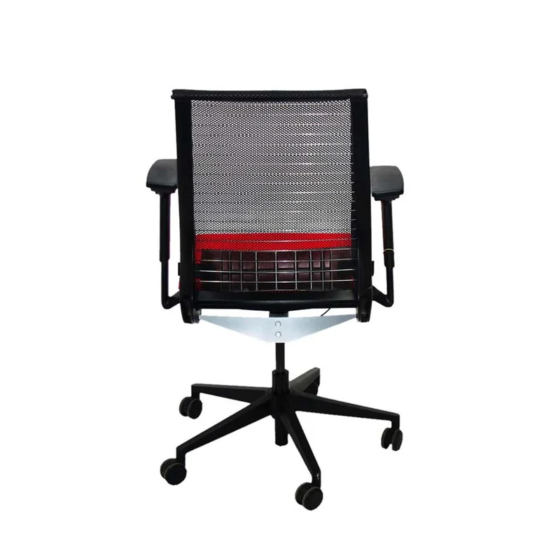 Steelcase: Think V1 Office Chair - Refurbished