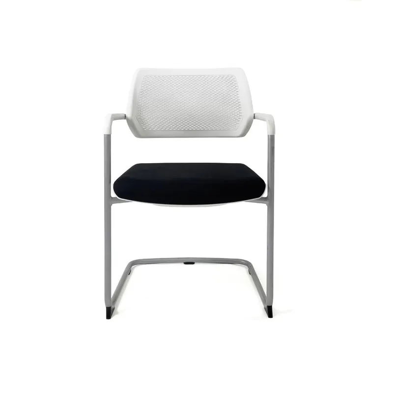 Steelcase: Qivi - Sled Base Meeting Chair - Refurbished
